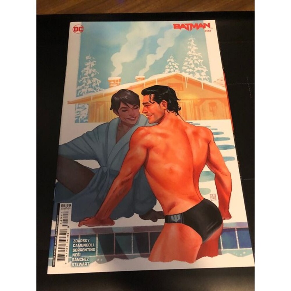 BATMAN #143 CVR D KEVIN WADA SWEATER WEATHER-SWIMSUIT CARD STOCK DC COMICS NM